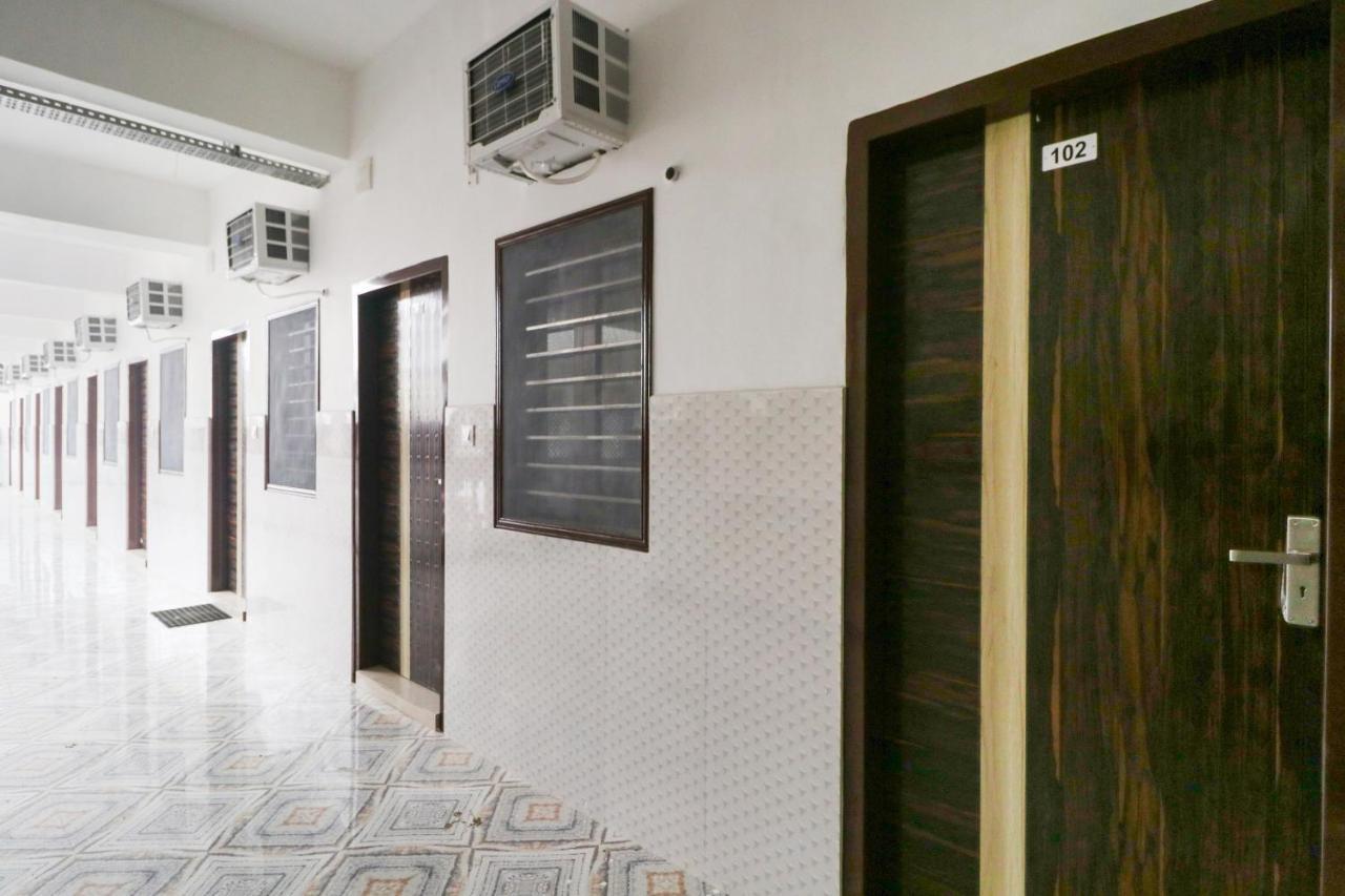 Oyo 49095 Hotel K Fort Abadpura المظهر الخارجي الصورة
