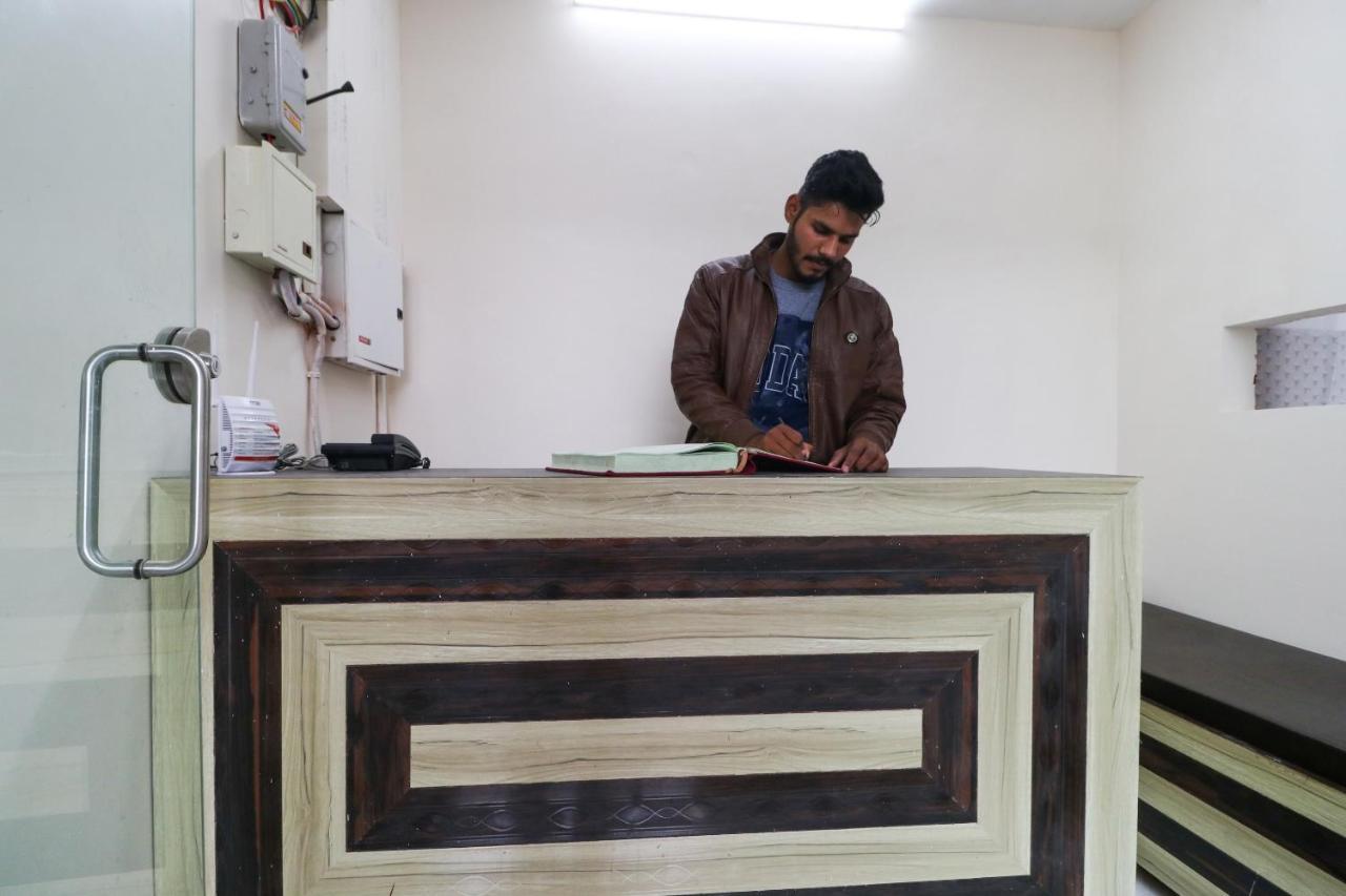 Oyo 49095 Hotel K Fort Abadpura المظهر الخارجي الصورة