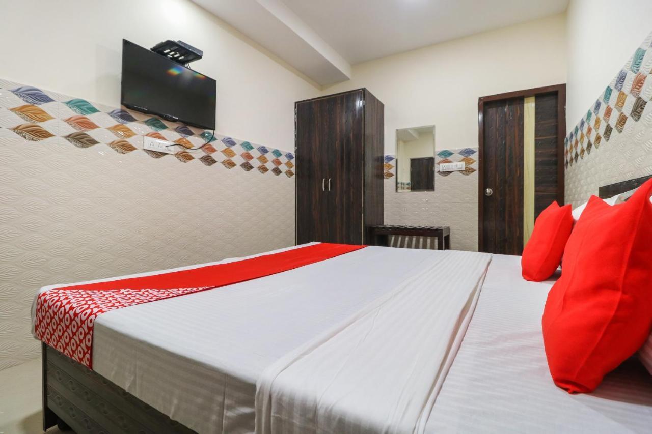 Oyo 49095 Hotel K Fort Abadpura المظهر الخارجي الصورة